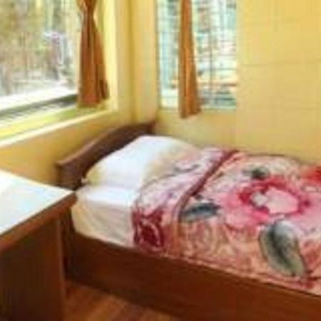 Yee Shin Guest House Hsipaw Ngoại thất bức ảnh