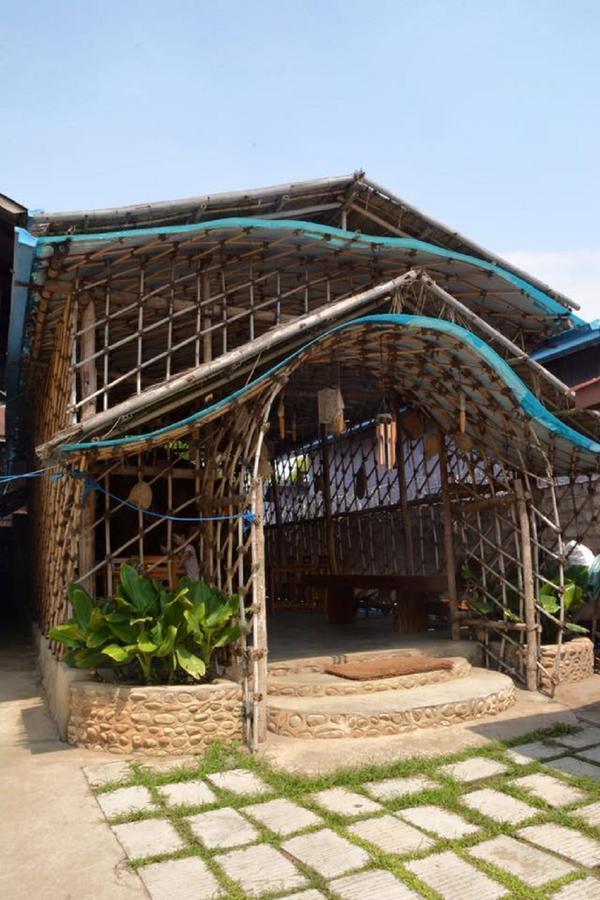 Yee Shin Guest House Hsipaw Ngoại thất bức ảnh